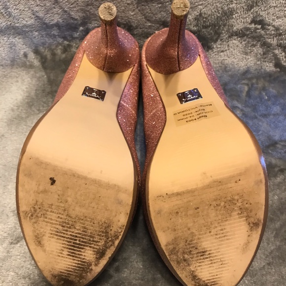 SALE! 💗Bakers Sparkle Pump!💗 - Picture 6 of 7